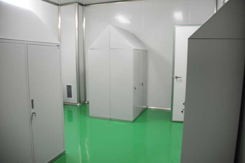 ロッカールーム